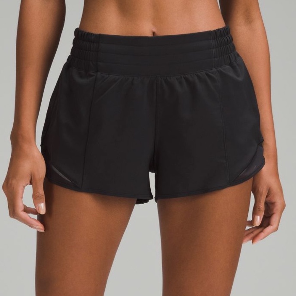 Lululemon Hotty Hot shorts